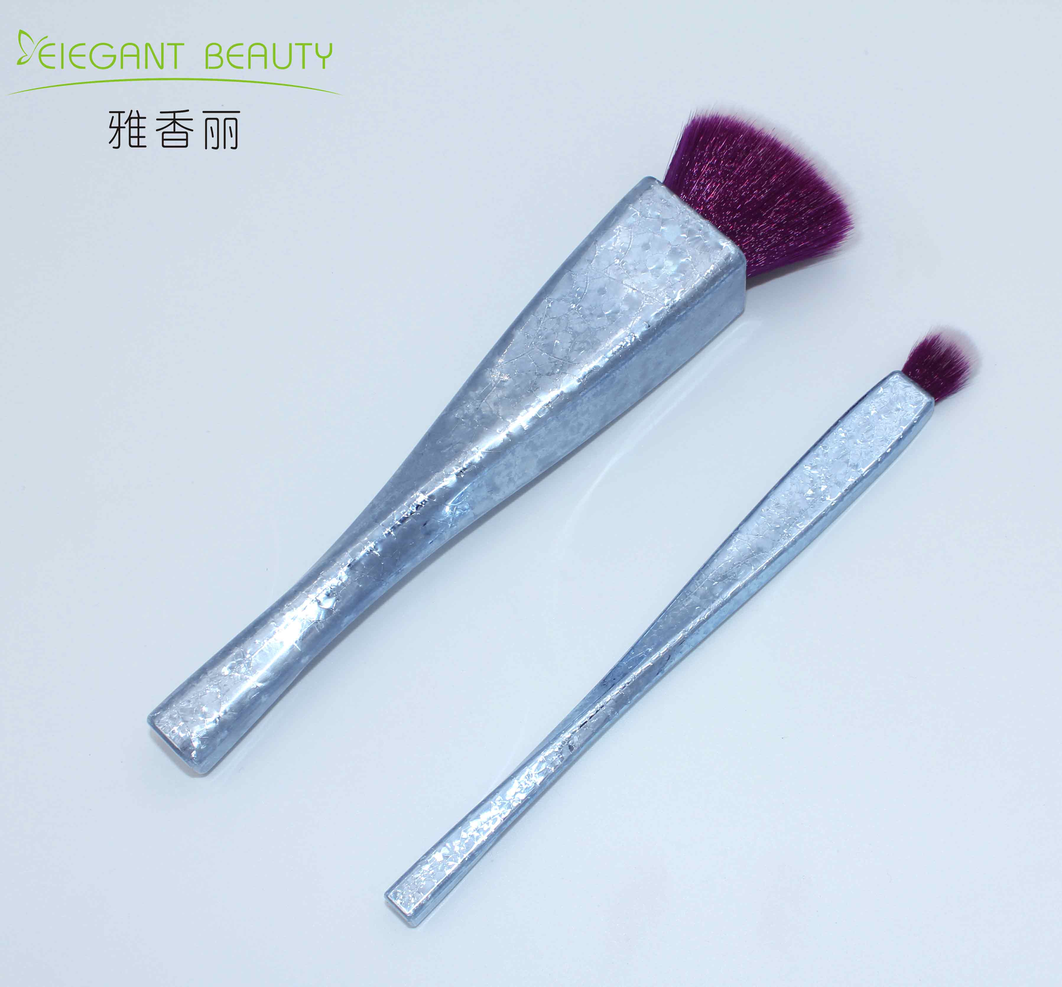 草莓视频黄色软件工厂的刷柄注塑工艺如何避免毛刺与变形